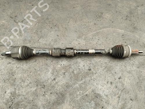 Drivaksel fortil Højre KIA SPORTAGE III (SL) 1.7 CRDi (116 hp) 32849631