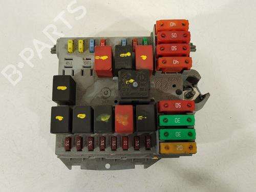 Used Fuse box Fuse box FIAT BRAVO II (198_) 1.9 D Multijet (198AXB1A) (120 hp) 33328975 33328975