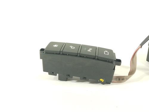 Switch JAGUAR XE (X760)  | BP29605253I30 