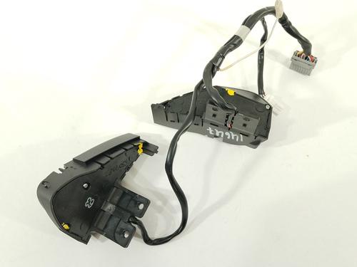 Steering wheel controls NISSAN JUKE (F15) 1.6 DIG-T NISMO RS | BP27870436E15 