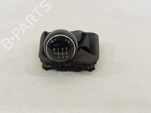 Used Shift knob Shift knob 25786249 25786249