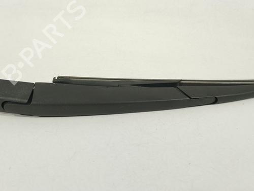 Used Rear windshield wiper arm Rear windshield wiper arm 38074458 38074458
