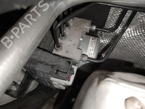abs-pump-vw-golf-vii-variant-ba5-bv5-2013-2014-2015-2016-2017-2018-2019-2020-2021-2022-36700261 main image