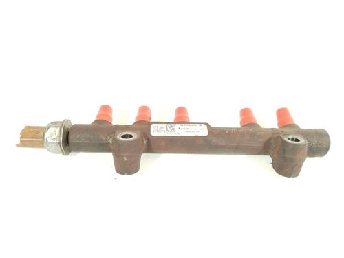 Used Injection rail Injection rail 32725708 32725708
