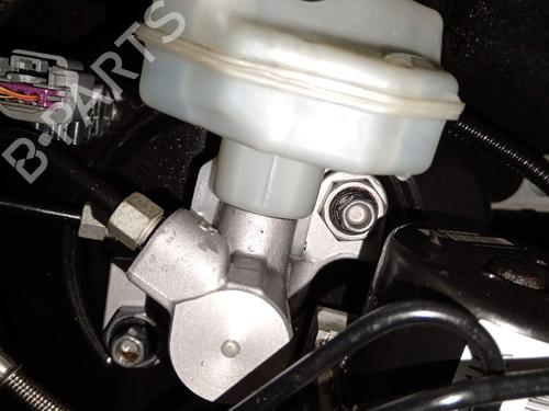 brake-master-cylinder-opel-zafira-tourer-c-p12-2011-37425192 main image