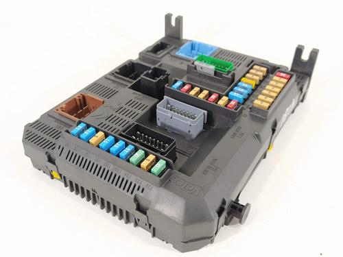 Used Fuse box Fuse box 10094237 10094237