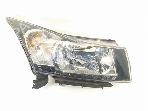 Used Right headlight CHEVROLET CRUZE (J300) [2009-2025]  8674286
