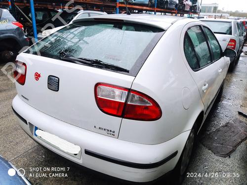 Right taillight SEAT LEON (1M1)  | BP27995115C35 