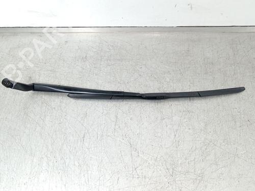 front-windshield-wiper-arm-toyota-corolla-hatchback-_e21_-_ea1_-_eh1_-2018-31802691 main image