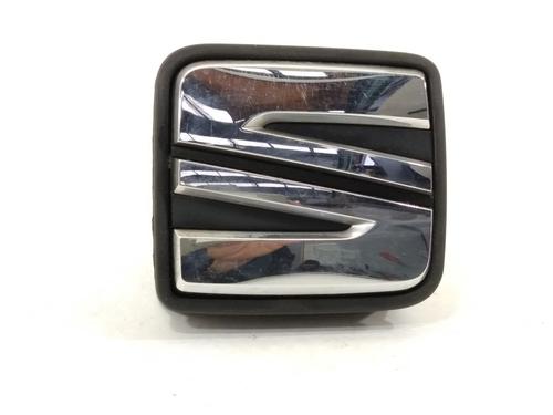 Used Tailgate handle SEAT LEON (5F1) [2012-2021]  16811673