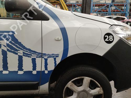 Used Right front fenders Right front fenders DACIA DOKKER Box Body/MPV 1.5 dCi 75 / Blue dCi 75 (FEJW, FEAH) (75 hp) 33305738 33305738