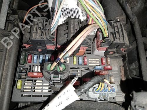 Used Fuse box Fuse box CITROËN C5 III (RD_) 2.0 HDi (RDRHD8, RDRHDJ, RDRHR8, RDRHRJ) (136 hp) 34439243 34439243