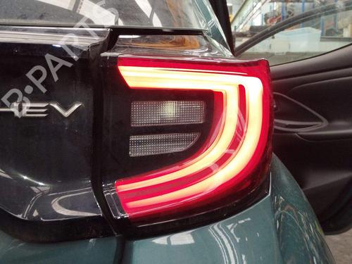 right-taillight-toyota-yaris-_p21_-_pa1_-_ph1_-2020-36392978 main image