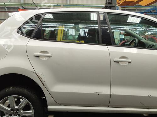 Dør højre bagtil VW POLO V (6R1, 6C1) 1.6 TDI (90 hp) 30169496