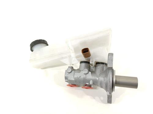 Used Brake master cylinder Brake master cylinder 24954031 24954031