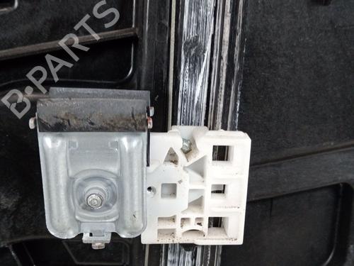 Rudehejsemekanisme ventre foran KIA CARENS IV 1.6 GDi | BP32338060C22