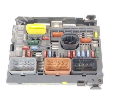 Used Fuse box Fuse box 24664671 24664671