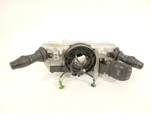 Used Headlight switch RENAULT MEGANE III Grandtour (KZ0/1) 1.5 dCi (KZ09, KZ0D, KZ1G, KZ29, KZ14, KZ1W, KZ10, KZ1F,... (110 hp) 15778493