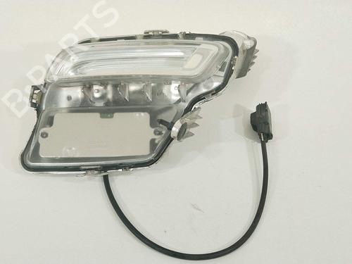 right-front-indicator-volvo-xc60-i-suv-156-2008-2009-2010-2011-2012-2013-2014-2015-2016-2017-2018-36306486 main image