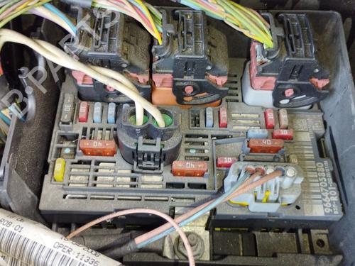 fuse-box-citroen-c4-picasso-i-mpv-ud_-2006-2007-2008-2009-2010-2011-2012-2013-2014-2015-36235511 main image