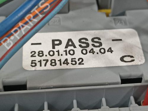Fuse box FIAT PANDA (169_) 1.1 (169.AXA1A) | BP16943655E1 - Image 3