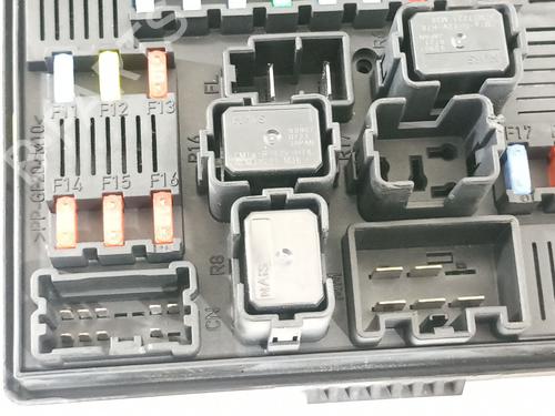Fuse box NISSAN QASHQAI / QASHQAI +2 I (J10, NJ10, JJ10E) 1.5 dCi | BP21027888E1 