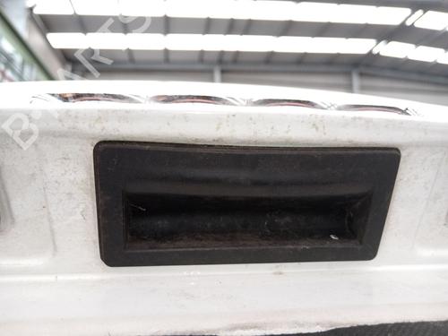 Trunk håndtak Trunk håndtak AUDI A4 B8 (8K2) 2.0 TDI (143 hp) 36434339 36434339