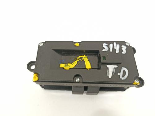Right rear window switch MERCEDES-BENZ S-CLASS (W221, V221) S 350 (221.056, 221.156) | BP5884577I28 