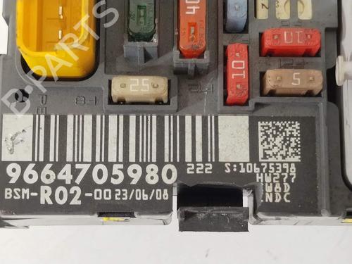 Fuse box CITROËN C5 III (RD_) 2.0 HDi (RDRHD8, RDRHDJ, RDRHR8, RDRHRJ) | BP33120425E1 - Image 4