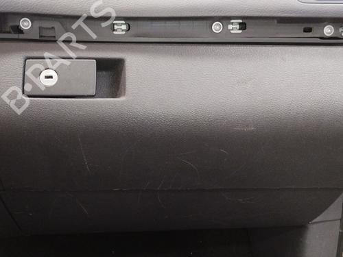 Used Glove box Glove box 38264863 38264863