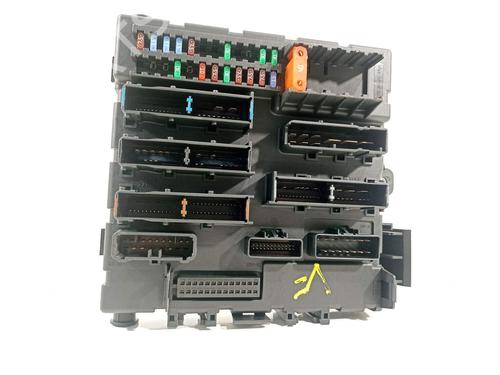Used Fuse box Fuse box 16809666 16809666