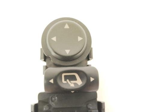 Left front window switch CITROËN C4 I (LC_) 1.6 HDi | BP37400654I27 - Image 3