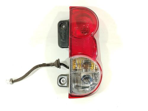 Feu arrière droit NISSAN NV200 Van 1.5 dCi 85 (M20, M20N, M20M) (86 hp) 31919642