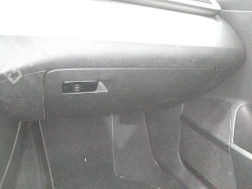 glove-box-vw-passat-b6-3c2-2005-2006-2007-2008-2009-2010-2011-37150380 main image