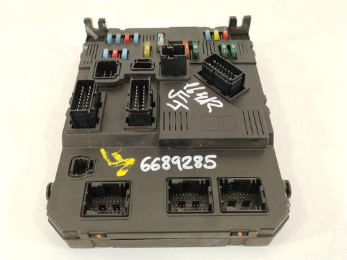 Used Fuse box Fuse box CITROËN XSARA PICASSO (N68) 1.6 HDi (90 hp) 32319046 32319046