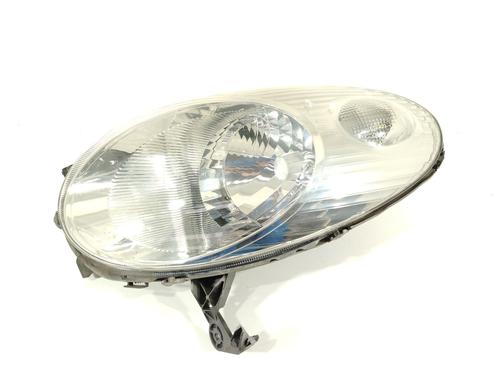 Used Left headlight NISSAN MICRA III (K12) 1.5 dCi (86 hp) 31995771