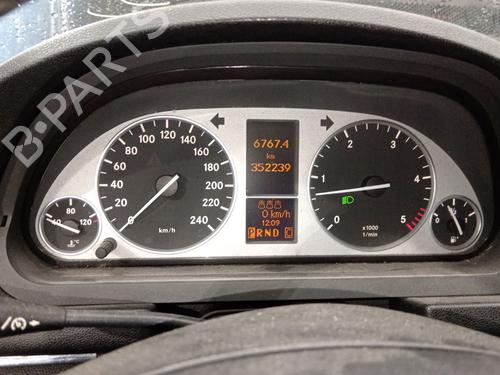 Used Instrument cluster MERCEDES-BENZ B-CLASS Sports Tourer (W245) B 200 CDI (245.208) (140 hp) 30684381
