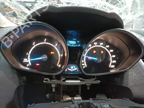 Used Instrument cluster Instrument cluster 8370465 8370465