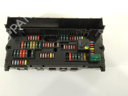 Used Fuse box BMW 5 Touring (F11) 525 d xDrive (218 hp) 28021693