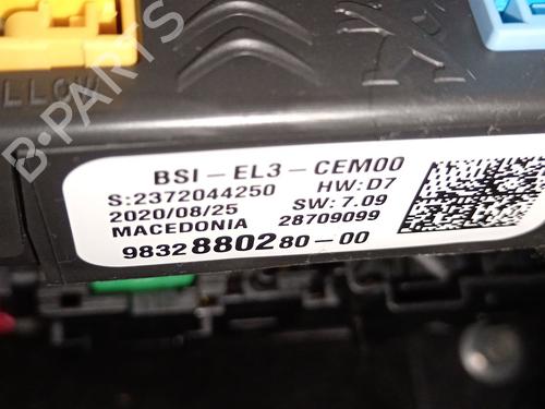 Used Fuse box Fuse box PEUGEOT 308 II (LB_, LP_, LW_, LH_, L3_) 1.2 THP 110 (110 hp) 35952936 35952936