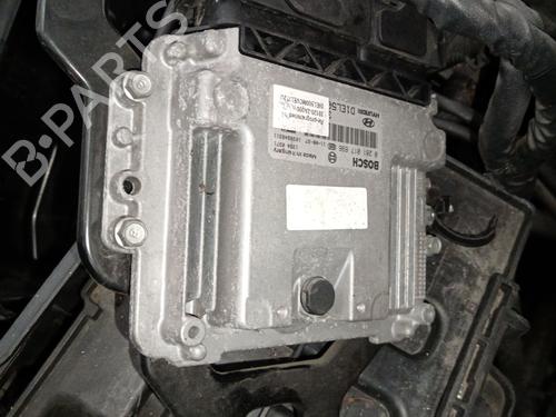 Used Engine control unit (ECU) HYUNDAI ix35 (LM, EL, ELH) 1.7 CRDi (116 hp) 31696087