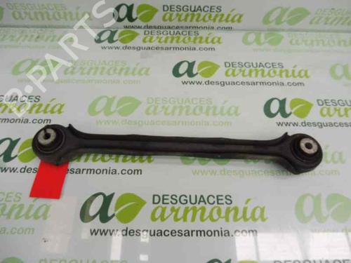Venstre bagtil bærearm BMW 1 (E87) 118 d (122 hp) 1846549