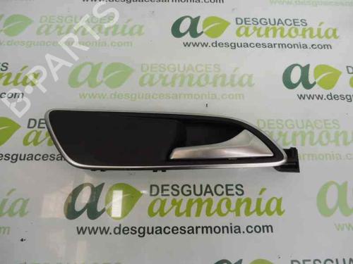 Used Front right interior door handle Front right interior door handle 3214598 3214598