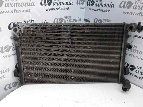 Used Water radiator Water radiator SEAT LEON (1M1) [1999-2006] 1878832 1878832