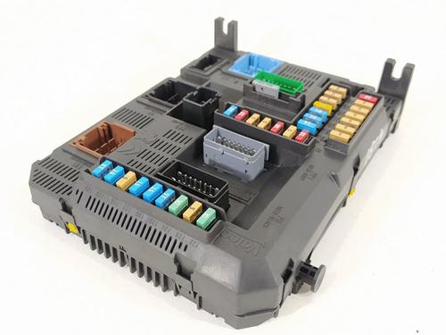 Used Fuse box Fuse box CITROËN C-ELYSEE (DD_) 1.6 BlueHDi 100 (99 hp) 10094237 10094237