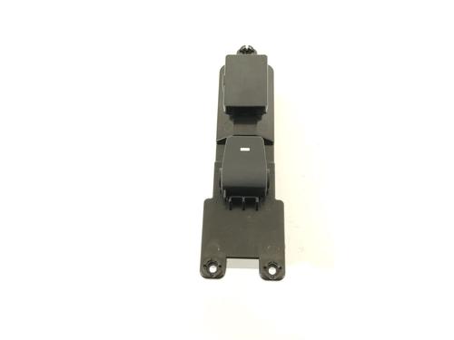 Used Left rear window switch HYUNDAI TUCSON (TL, TLE) [2015-2023]  29853997