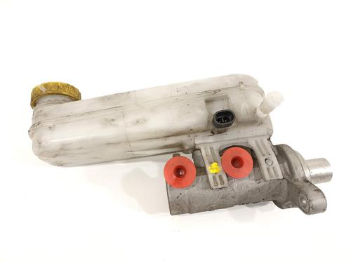 Used Brake master cylinder Brake master cylinder 17491024 17491024