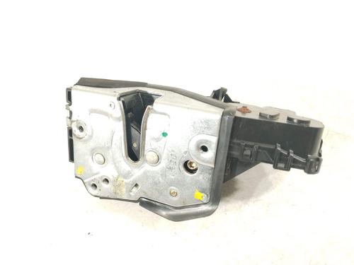 front-right-lock-bmw-3-e46-1997-1998-1999-2000-2001-2002-2003-2004-2005-30910913 main image