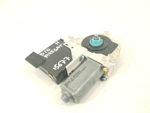 Right front window motor VW PASSAT B6 (3C2) 2.0 TDI | BP30721121E20 - Image 4