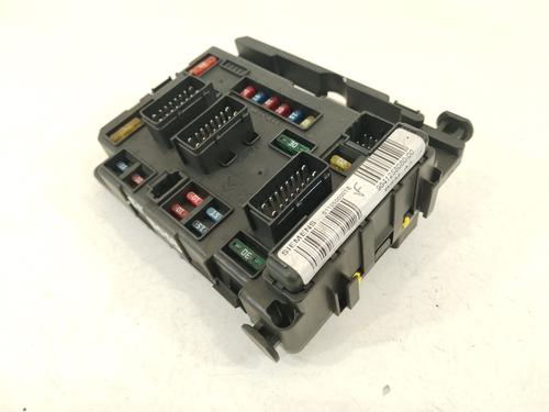 Fuse box CITROËN C5 I (DC_) 2.2 HDi (DC4HXB, DC4HXE) | BP32502526E1